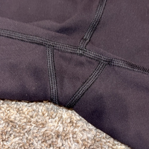 Lululemon Wunder Train High Rise Short 8" Black Size 4 - Picture 8 of 8